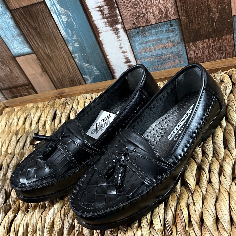 Deer Stags Black Loafers with Tassels